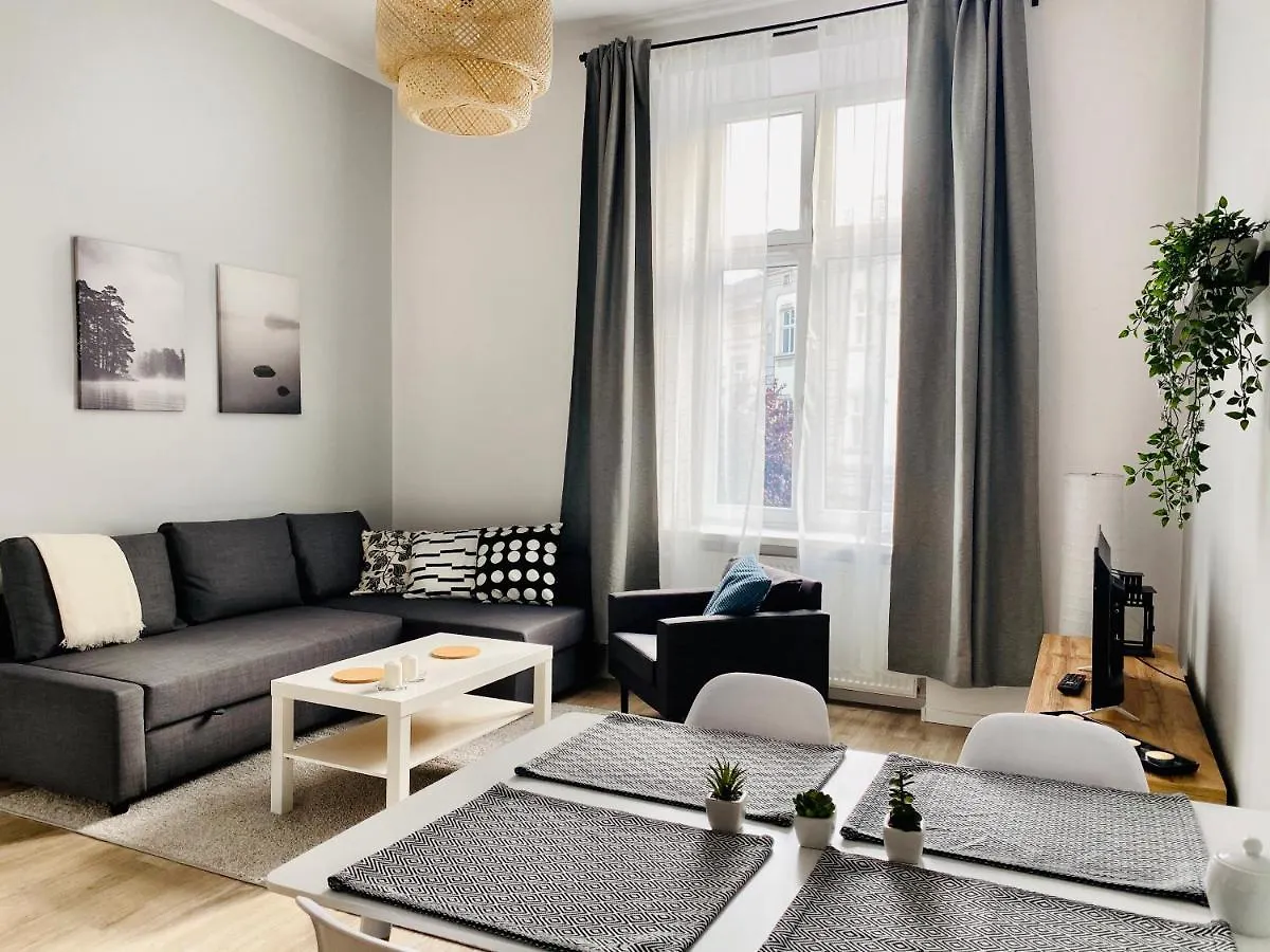 Cozy Apartment In The Heart Of Jewish District Краков Польша