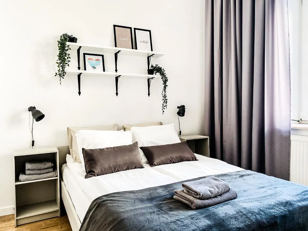 Cozy Apartment In The Heart Of Jewish District Krakow Polonya